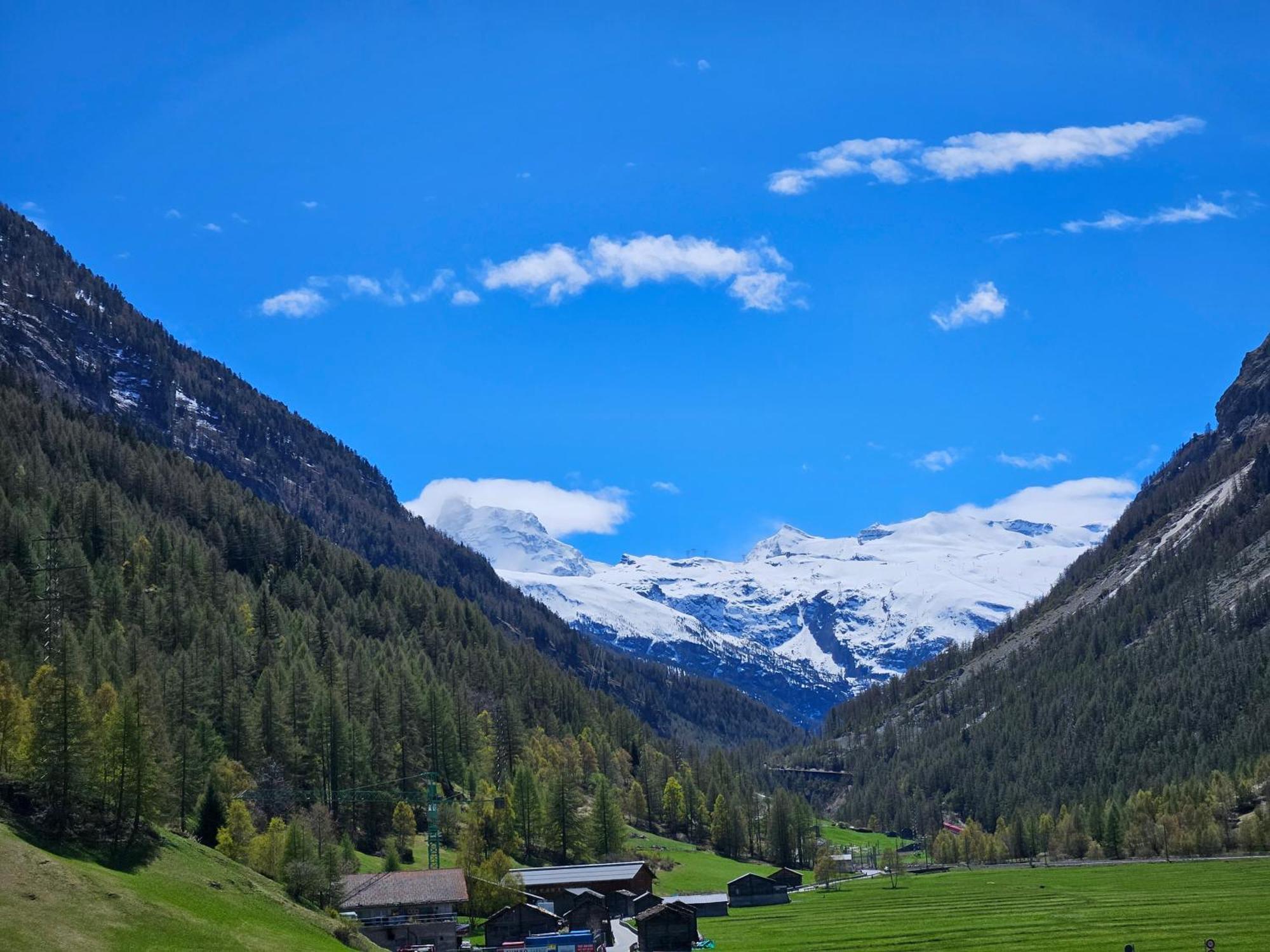 Apartment Klein Matterhorn - Haus Miranda Теш Екстер'єр фото